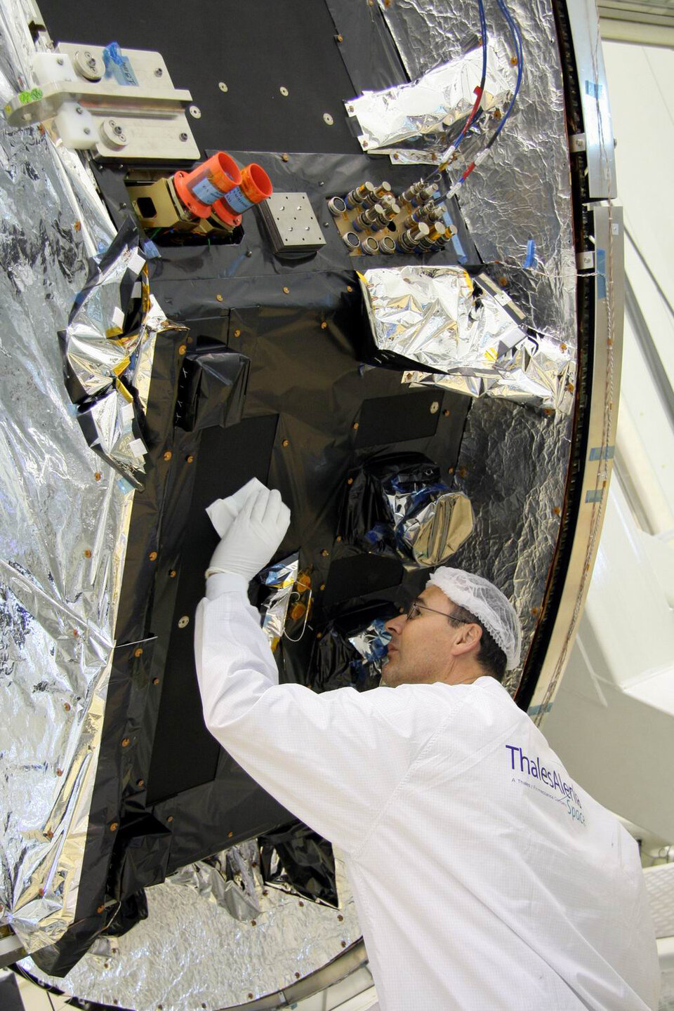 Cleaning the service module