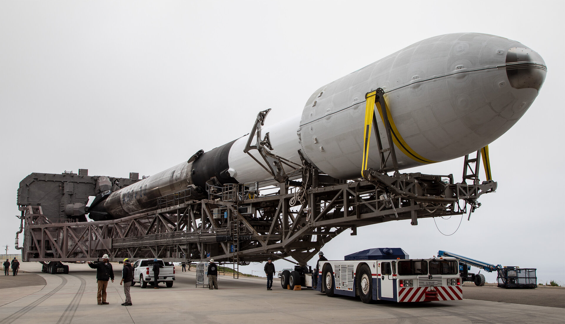 EarthCARE rolling out to launch pad