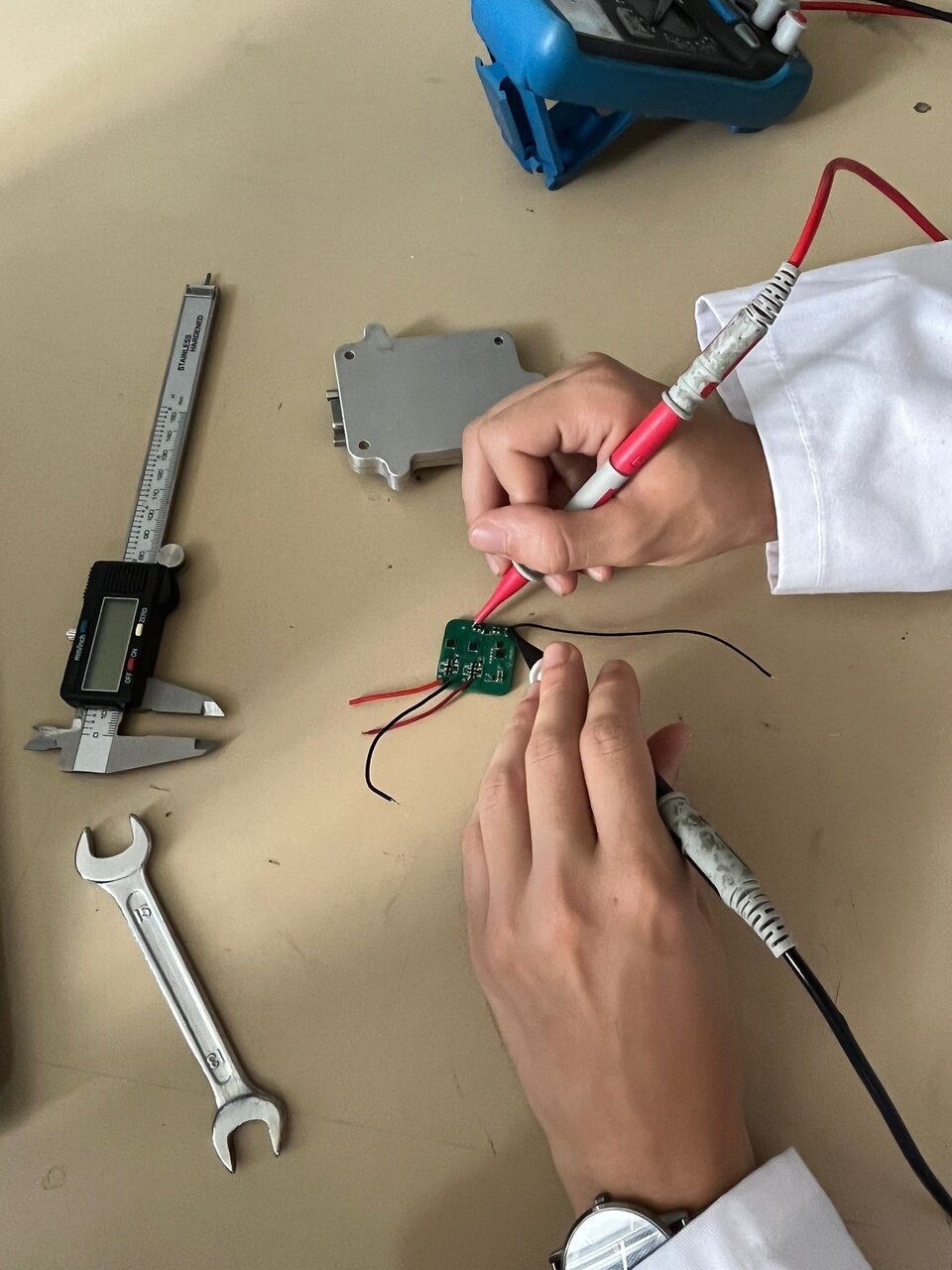 Further testing of critical components by Oledcomm engineer