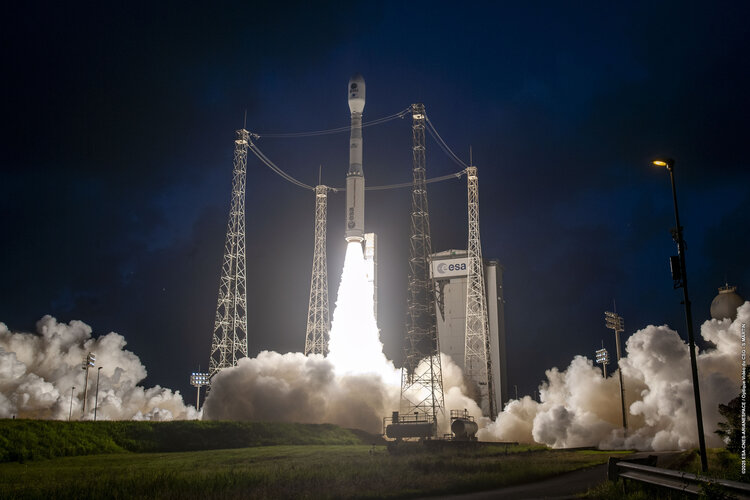 Biomass takes to the skies