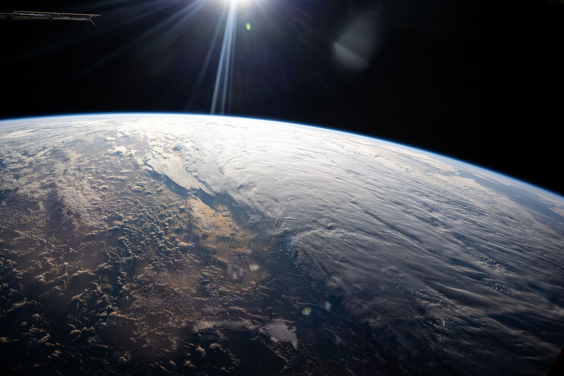 Earth from space as seen by Sławosz Uznański-Wiśniewski 