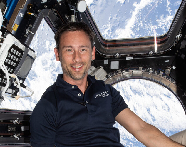 Sławosz Uznański-Wiśniewski in Cupola