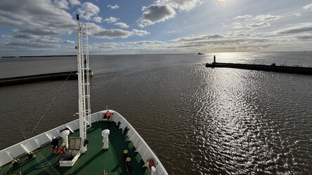 Smile leaving Saint-Nazaire in France